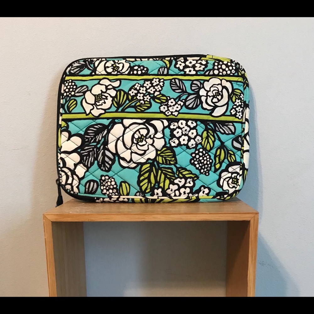 Vera Bradley iPad sleeve/cover